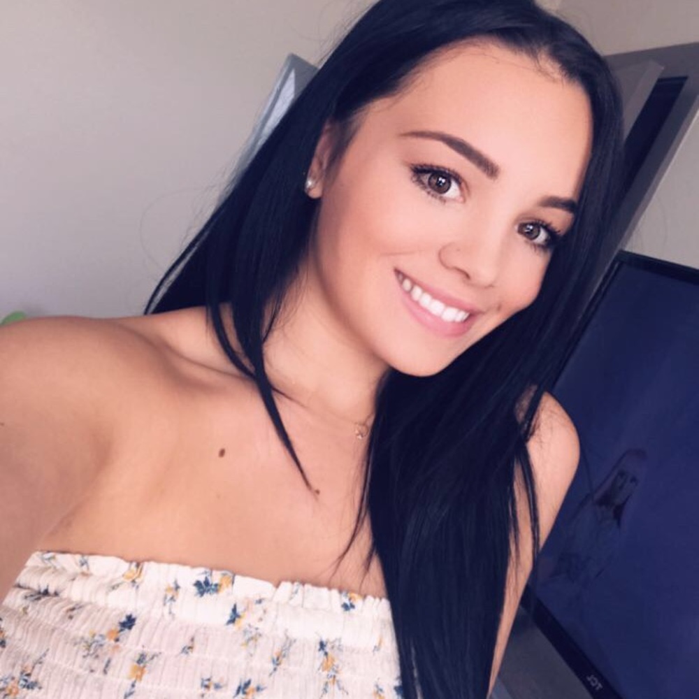 Meet your Posher, Alyssa